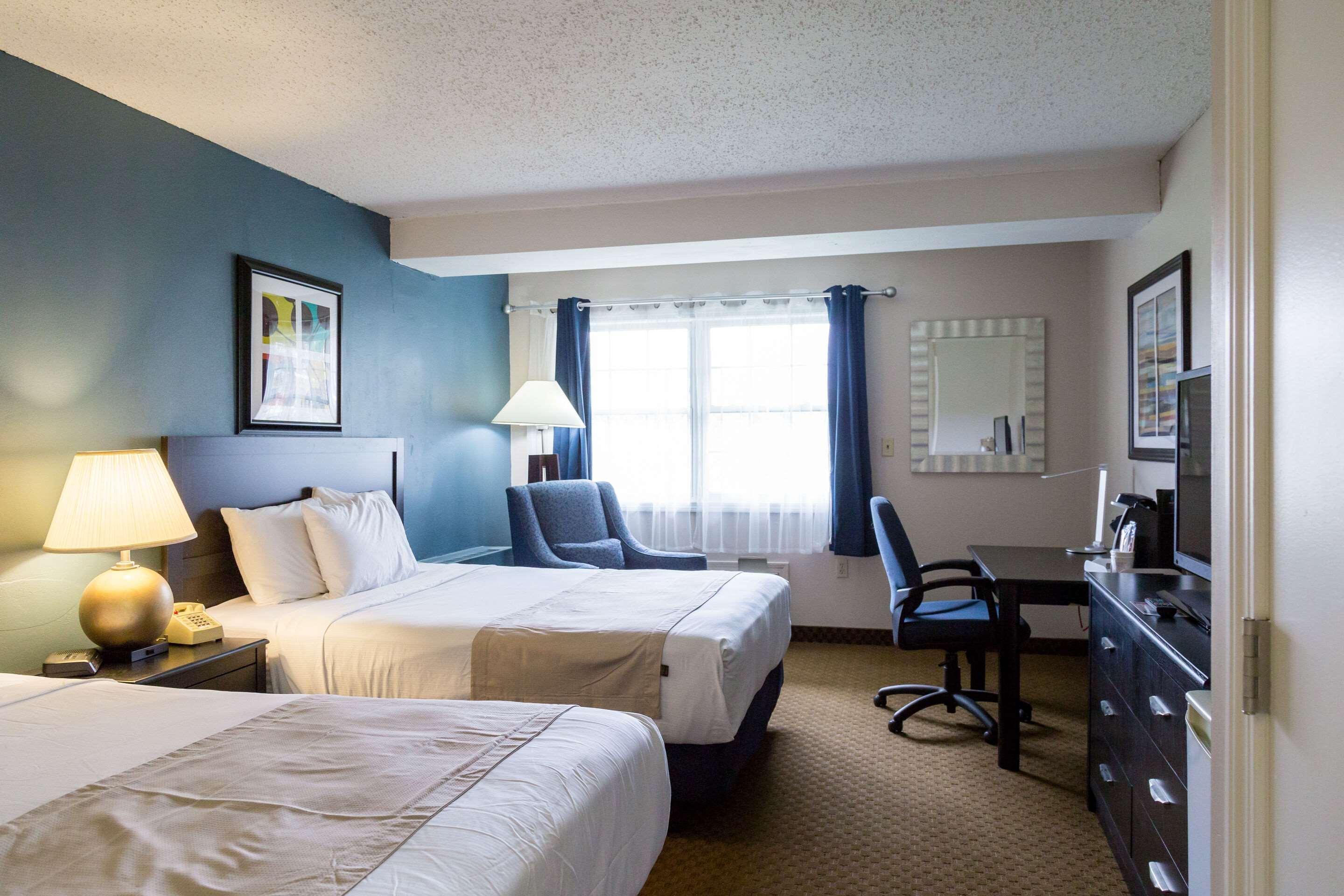 Fireside Inn & Suites Auburn Lewiston Exterior photo